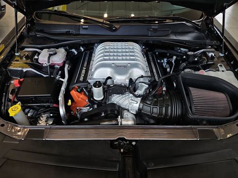 Used 2023 Dodge Challenger SRT Hellcat w/ Driver Convenience Group RWD image 36