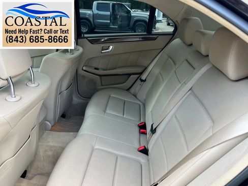 Used 2010 Mercedes-Benz E 350 4MATIC Sedan image 15
