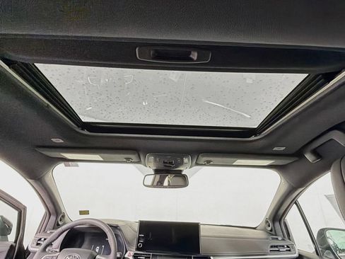New 2026 Toyota Sienna XLE Woodland Edition AWD/4WD image 14