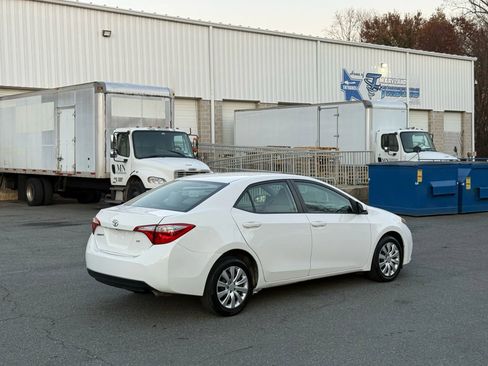 Used 2016 Toyota Corolla LE image 11