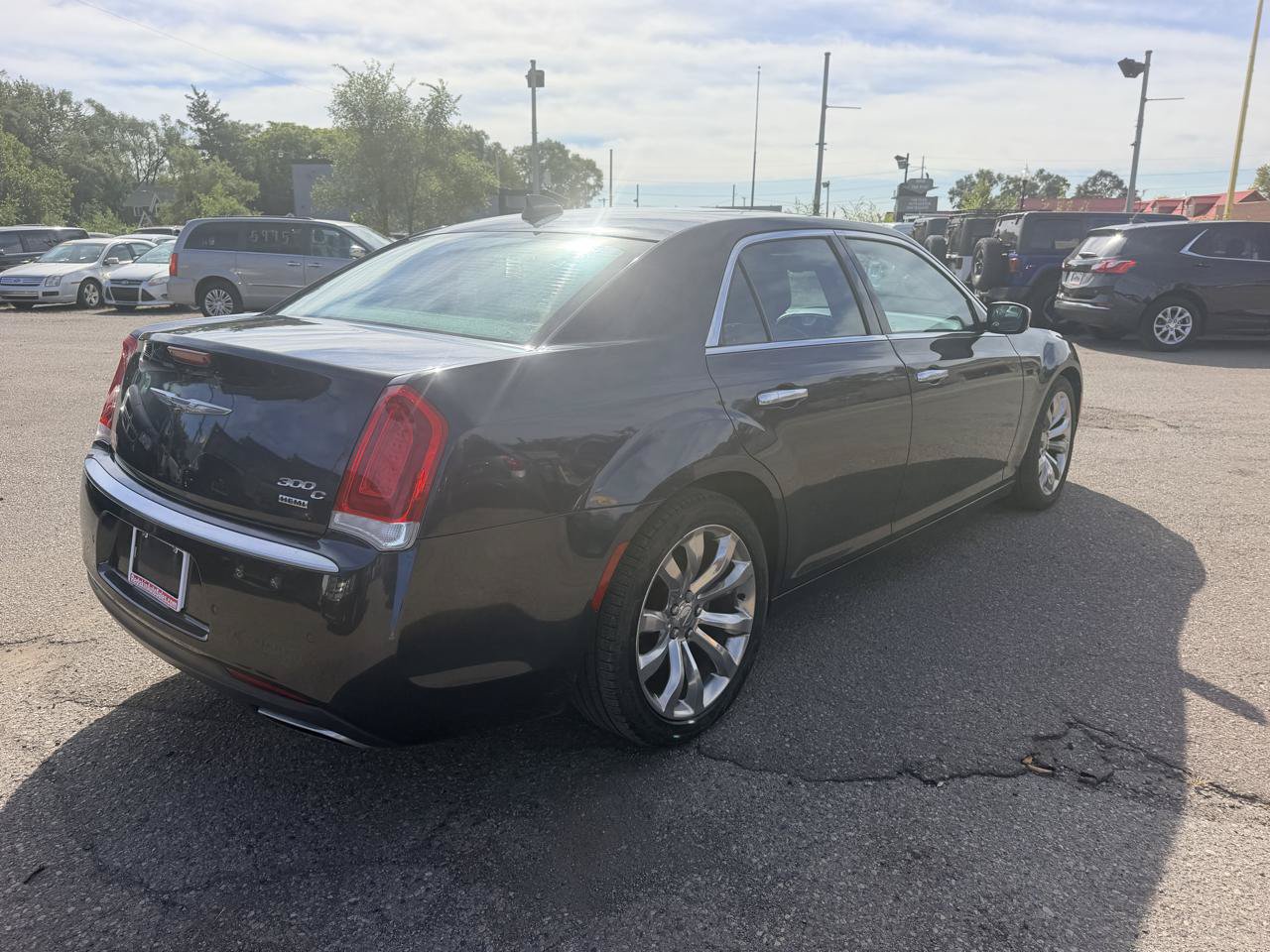 Used 2015 Chrysler 300 C Platinum w/ Light Group RWD image 5