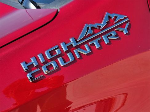 Certified 2025 Chevrolet Silverado 1500 High Country w/ Technology Package image 13