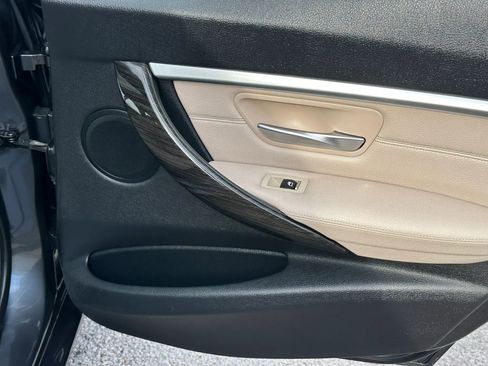 Used 2017 BMW 330i xDrive Wagon AWD/4WD image 24