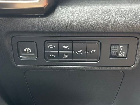 New 2025 GMC Hummer EV 2X image 14