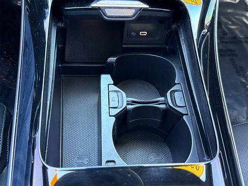 Used 2023 Mercedes-Benz C 300 Sedan image 22