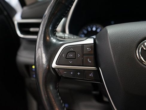 Used 2021 Toyota Highlander Platinum image 35