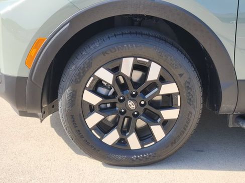 Used 2025 Hyundai Santa Cruz SEL FWD image 17