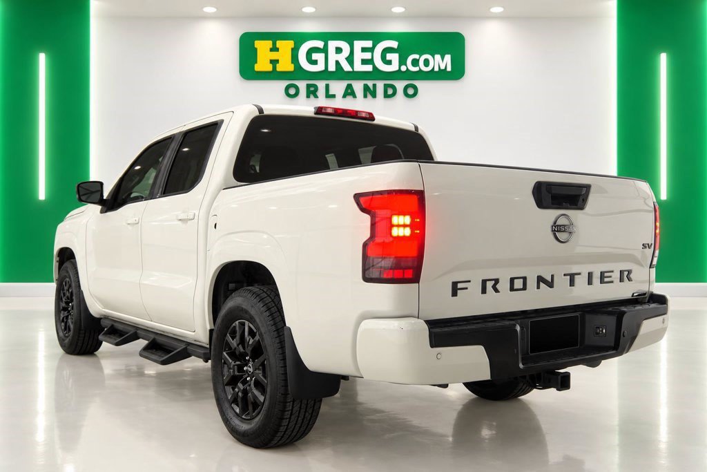 Used 2023 Nissan Frontier SV w/ Midnight Edition Package RWD image 2