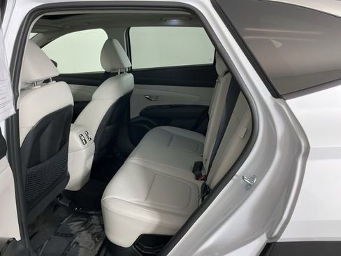 Used 2025 Hyundai Tucson Limited image 28