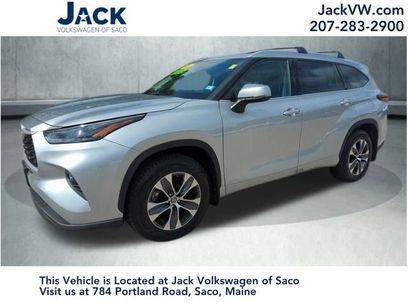 Used 2022 Toyota Highlander XLE