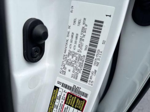 Used 2024 Toyota Tundra Platinum w/ TRD Off-Road Package AWD/4WD image 35
