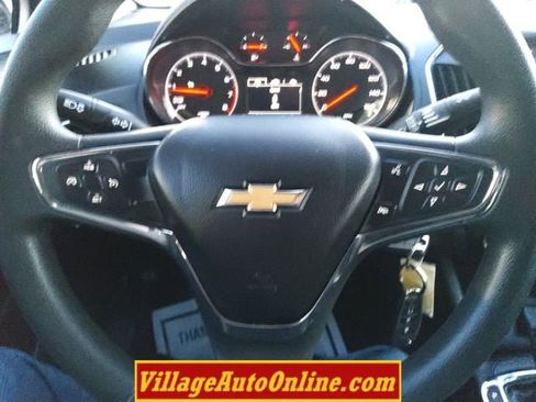 Used 2019 Chevrolet Cruze LT w/ LT Fleet Convenience Package image 35