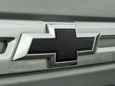 Certified 2024 Chevrolet Suburban High Country image 31