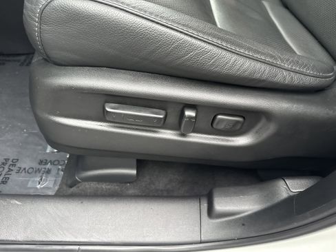 Used 2022 Honda Pilot Elite image 5