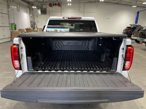 Used 2024 GMC Sierra 1500 Elevation image 23