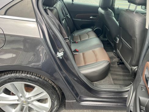 Used 2015 Chevrolet Cruze LTZ w/ Sun, Sound and Sport Package FWD image 23