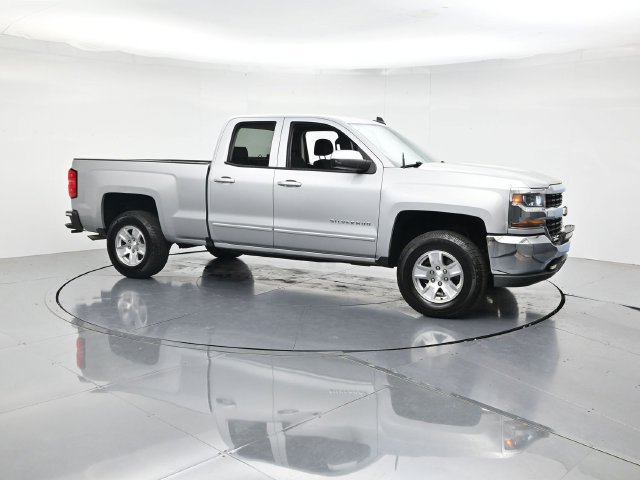 Used 2018 Chevrolet Silverado 1500 LT RWD image 3
