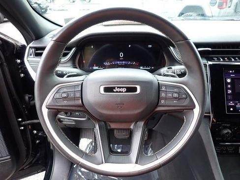 Certified 2023 Jeep Grand Cherokee Altitude AWD/4WD image 20