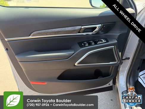 Used 2025 Kia Telluride SX Prestige X-Pro AWD/4WD image 25