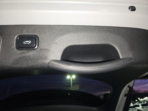 Used 2024 Kia Sportage SX image 13