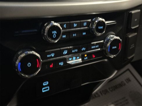 Used 2022 Ford F150 XLT w/ Equipment Group 302A High image 16