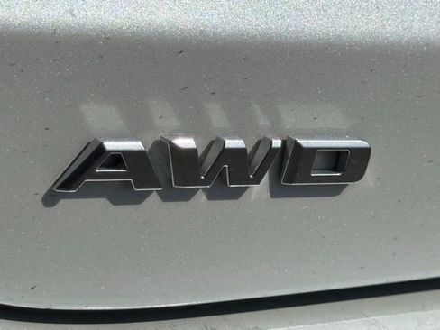 Certified 2024 Cadillac XT6 Premium Luxury w/ Platinum Package image 10