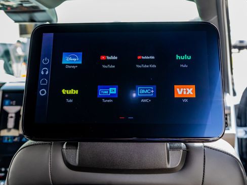 Used 2026 GMC Yukon XL Denali Ultimate image 32