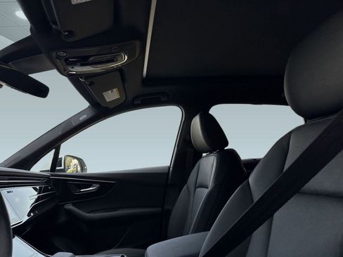 New 2025 Audi Q7 3.0T Premium Plus image 16