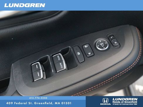Used 2024 Honda HR-V Sport image 14