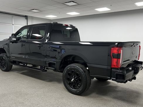 Used 2023 Ford F350 Lariat w/ Lariat Ultimate Package image 7