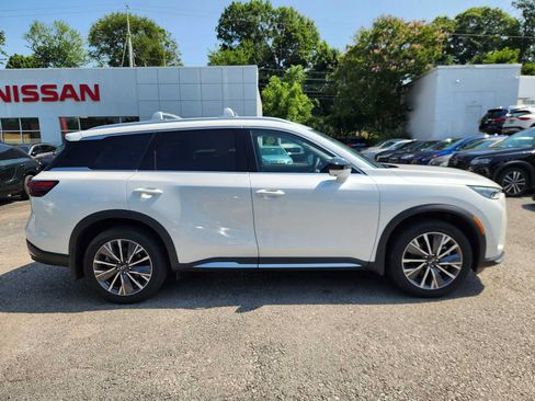 Certified 2026 INFINITI QX60 Luxe w/ Cargo Package AWD/4WD image 6