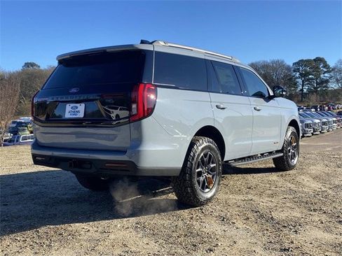 New 2026 Ford Expedition Tremor image 23