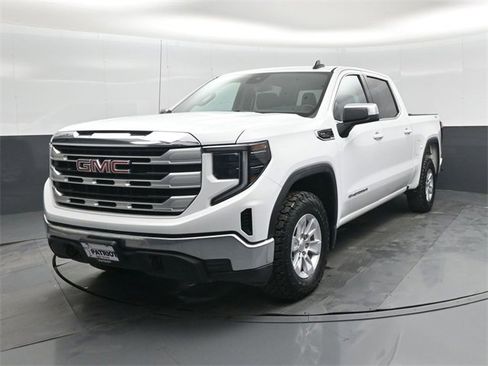 Used 2023 GMC Sierra 1500 SLE image 8