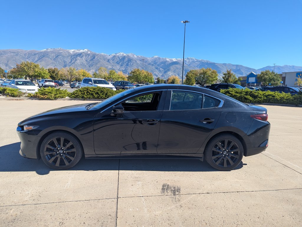 Used 2025 MAZDA MAZDA3 s FWD image 7