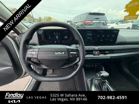 Certified 2025 Kia K4 FWD image 11