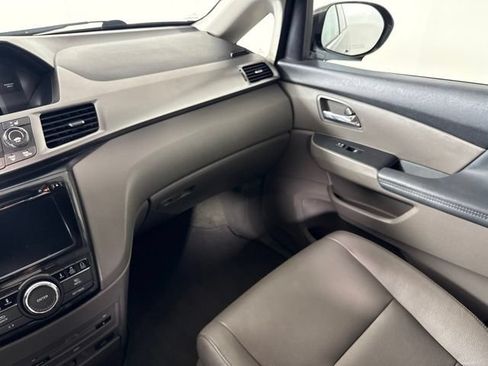 Used 2016 Honda Odyssey Touring image 28