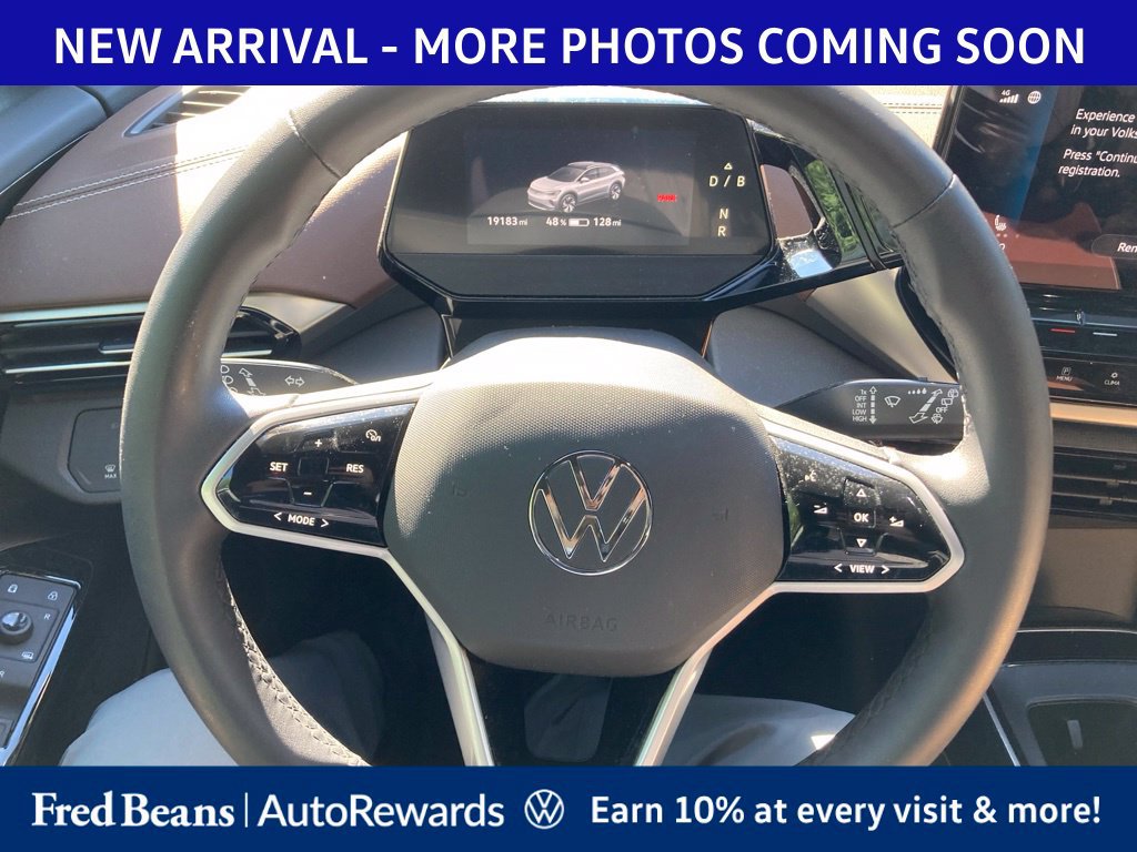 Used 2023 Volkswagen ID.4 Pro AWD/4WD image 10