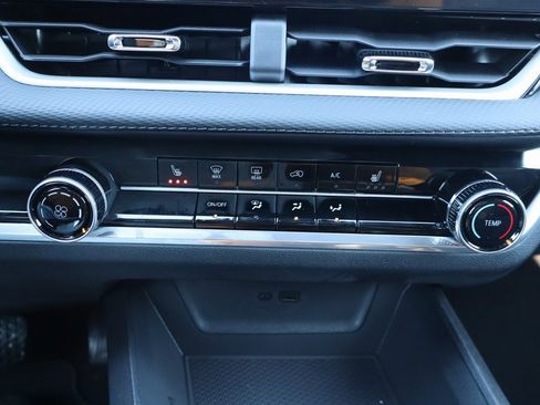 New 2026 Chevrolet Equinox LT w/ Safety and Technology Package image 13