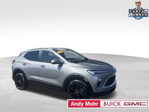 Used 2025 Buick Encore GX Sport Touring FWD image 1