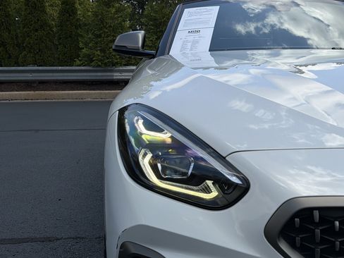 Used 2022 BMW Z4 M40i RWD image 37