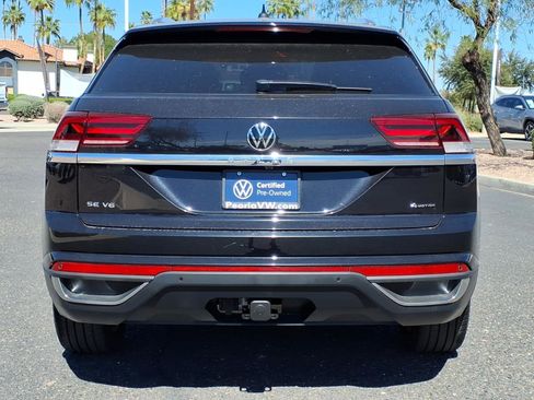 Certified 2023 Volkswagen Atlas Cross Sport SE w/ Panoramic Sunroof Package image 5