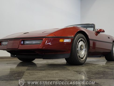 Used 1987 Chevrolet Corvette Convertible RWD image 20