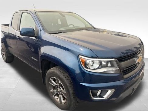 Used 2020 Chevrolet Colorado Z71 AWD/4WD image 6