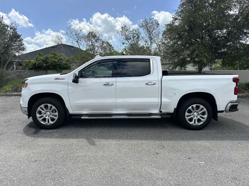Used 2023 Chevrolet Silverado 1500 LTZ w/ LTZ Convenience Package II AWD/4WD image 3