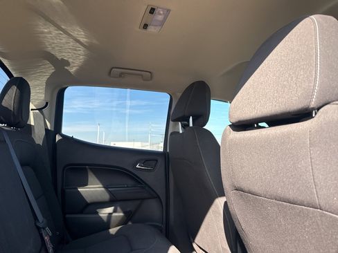 Used 2018 Chevrolet Colorado LT w/ LT Convenience Package image 26