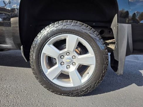 Used 2018 Chevrolet Silverado 1500 LT w/ All Star Edition image 8