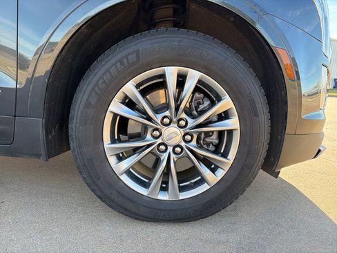 Used 2021 Cadillac XT5 Premium Luxury w/ LPO, Floor Liner Package image 15