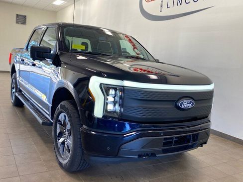 New 2025 Ford F150 Lightning Flash image 2