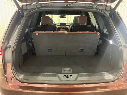 Used 2020 Lincoln Aviator Reserve w/ Equipment Group 201A RWD image 28