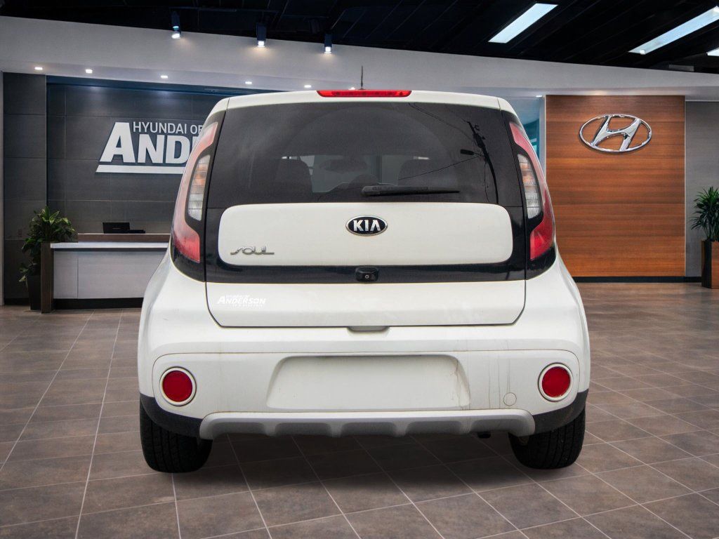 Used 2018 Kia Soul + FWD image 12